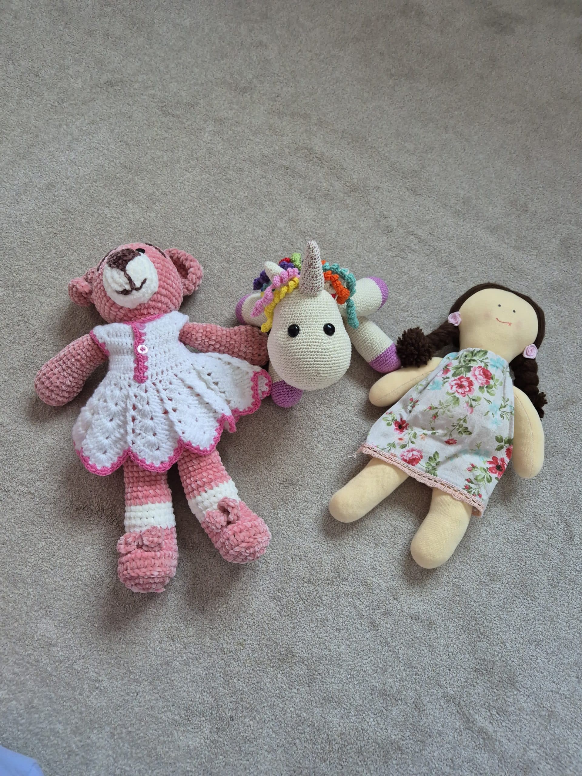 Mixed soft toys