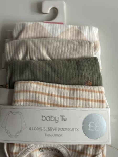 baby bodysuits