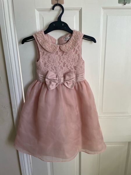 Girl’s Soft Pink Flower Girl/Occassion Dress 3-4