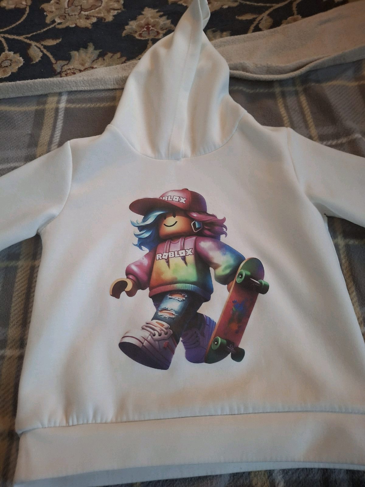 White roblox hoodie