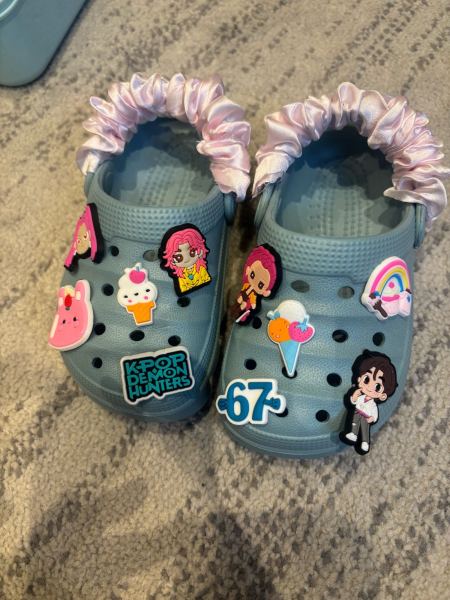 Kpop demon hunters customised clogs