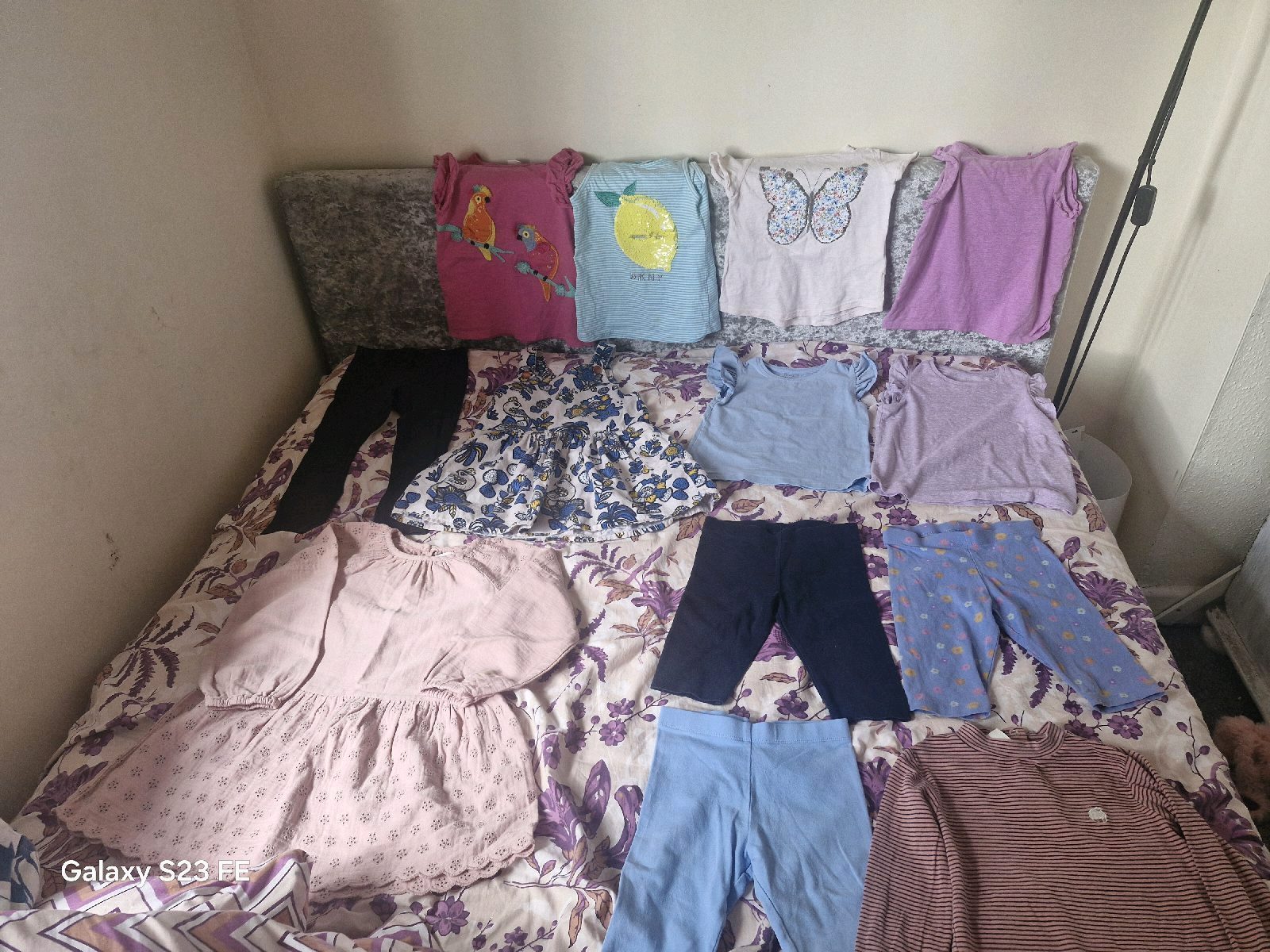 Girls Clothes Bundle 4 to 5– Dresses, Leggings & T