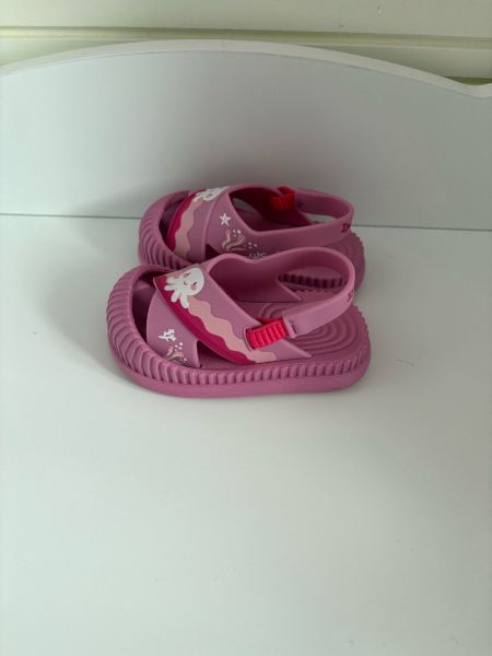 Ipanema Girls Pink Octopus Sandals UK 3 EU 19-20