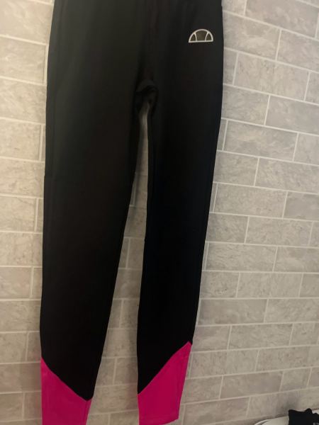 Girls/ teenagers black and pink leggings