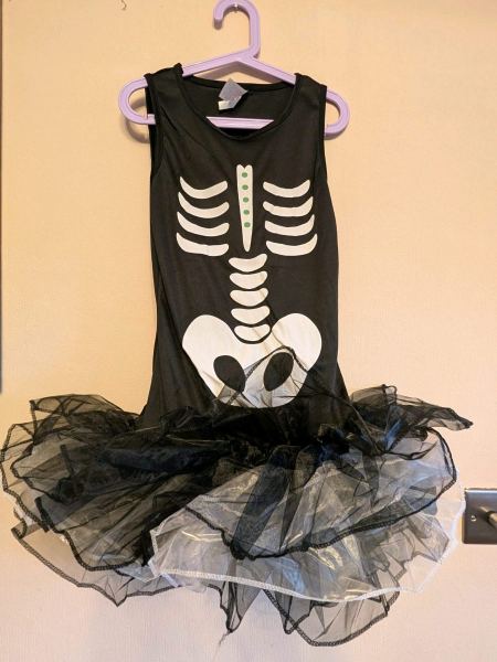 NEW Smiffys Girls Skeleton Tutu Costume 10-12 Year
