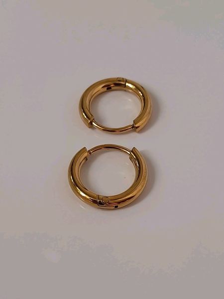 New 18k gold plated hoops earrings size 5mm small